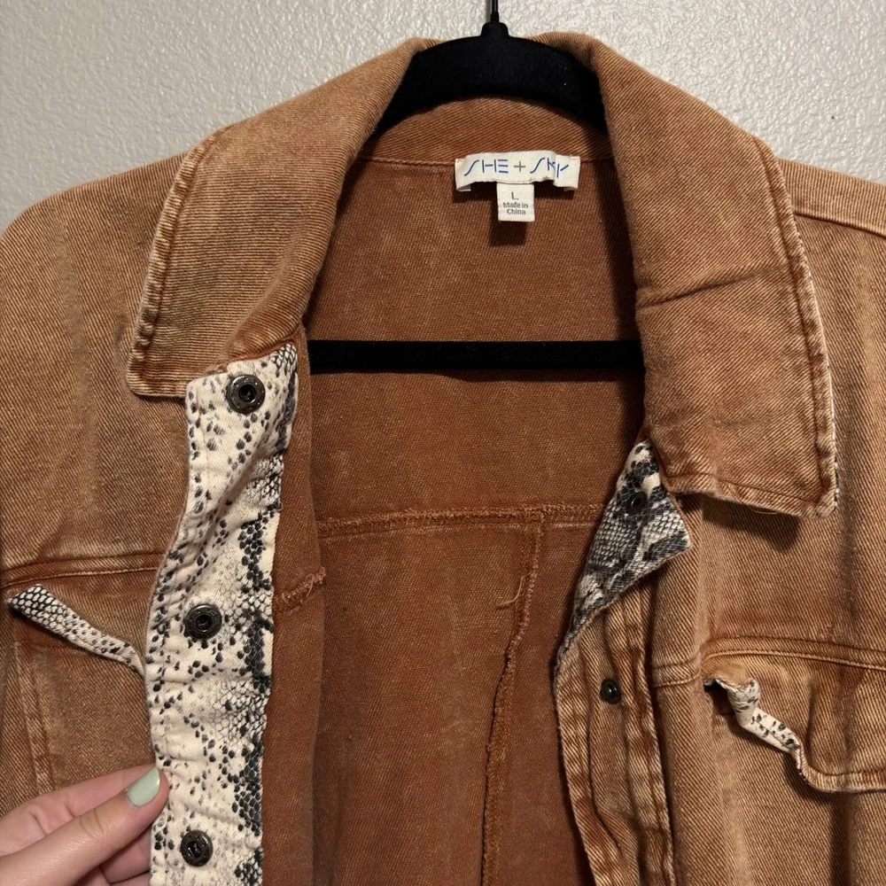Tan/snake print long jacket - Picture 3 of 3